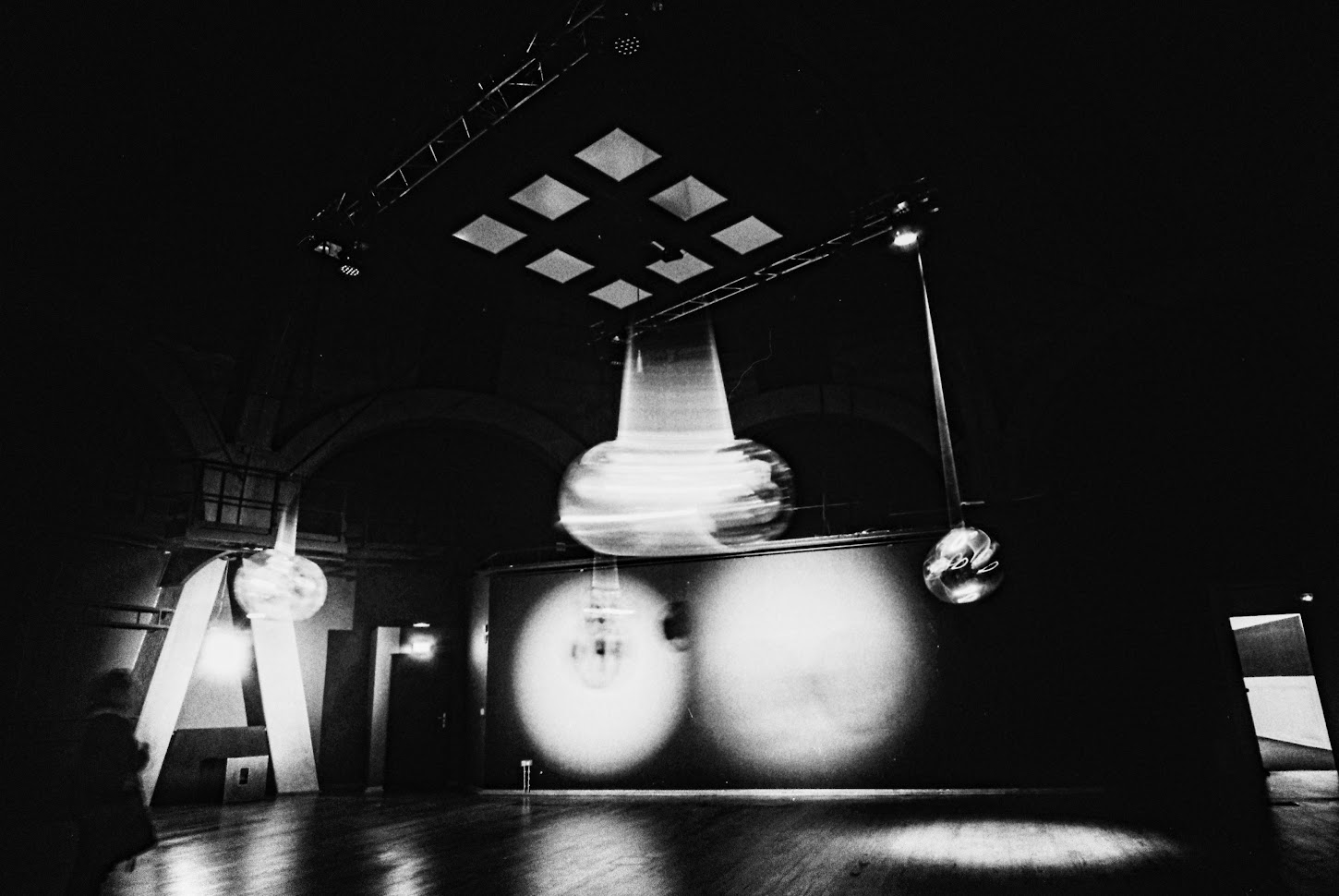 Infinite Pendulums - photographie 18